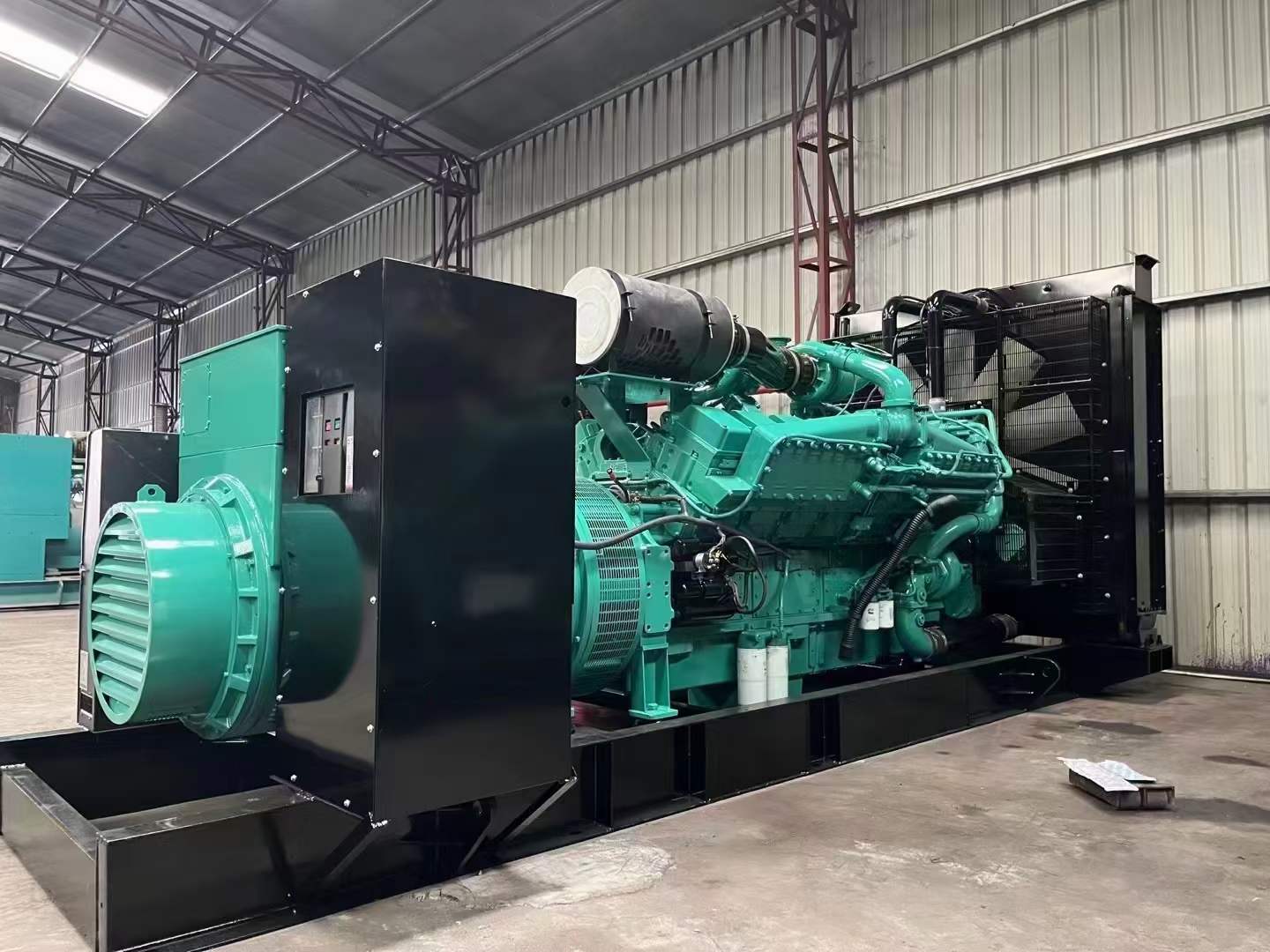 海伦如何评估无功补偿装置的性能和效果？