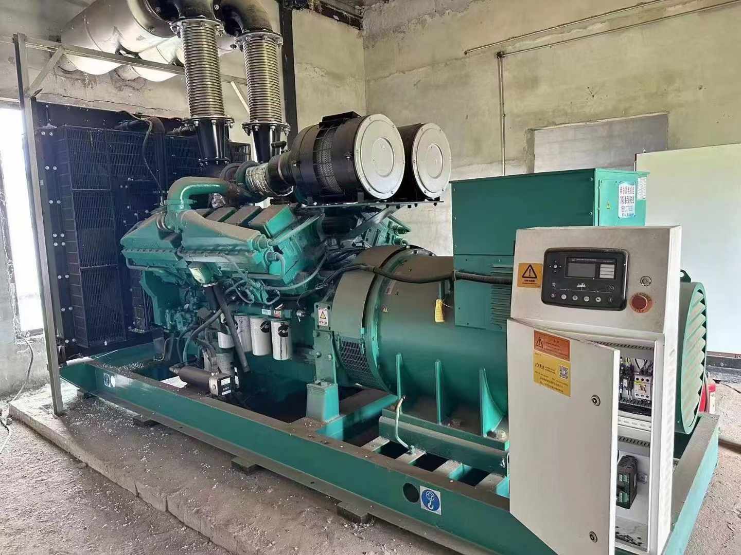 海伦无功补偿装置的性能评估需要考虑哪些因素？